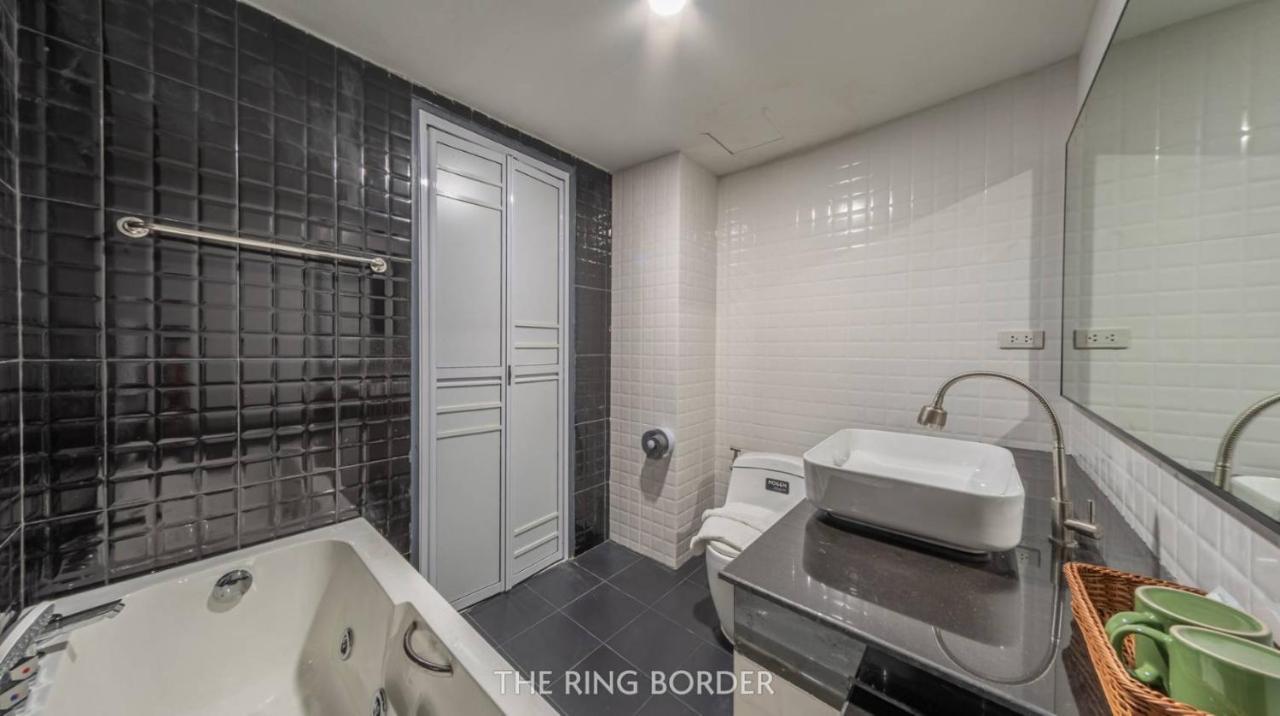 The Ring Border Hotel Ban Khlong Phruan Eksteriør billede